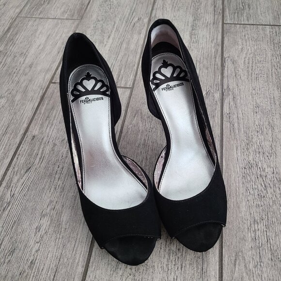 Fergalicious Radical Women's Black Peep-Toe Stiletto Heels Size 8.5W - Picture 4 of 15